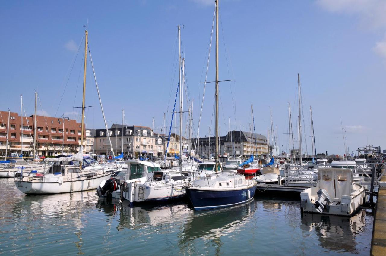Appt Lumineux - Avec Balcon A 400M De La Plage Courseulles-sur-Mer Ngoại thất bức ảnh